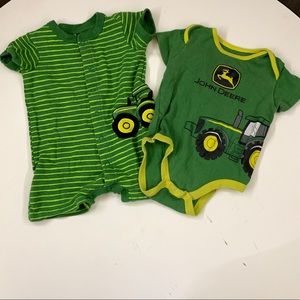 John Deere 2set of Baby Onesies Green Tractor Farm